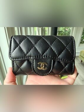 Source Unknown Chanel Black Lambskin Leather Wallet w Chain Shoulder/Waist Carry